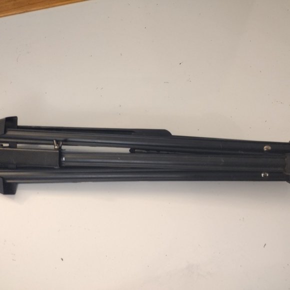 Artist Loft Tabletop Black Metal Easel Folding Compact - Picture 5 of 5